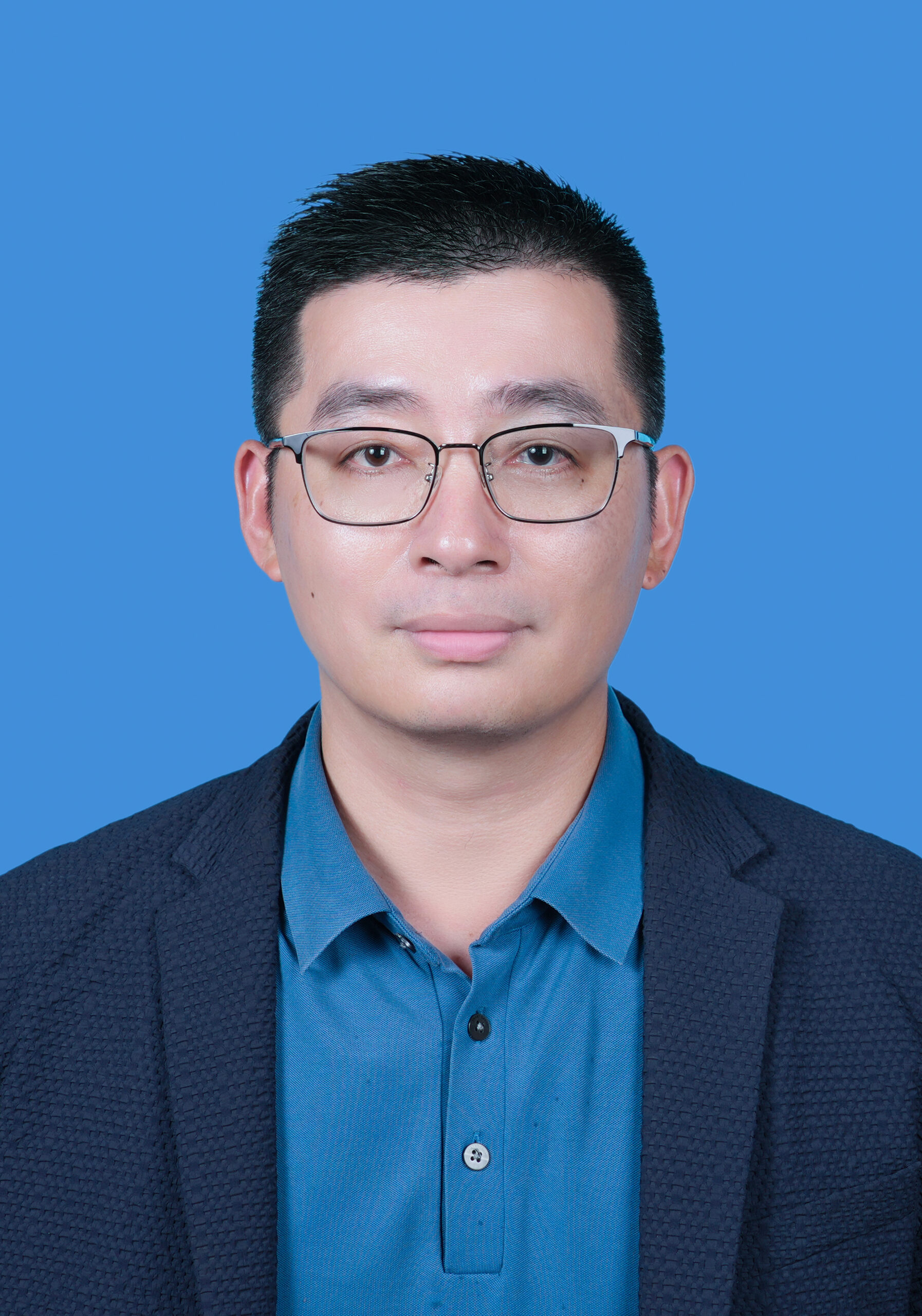 常务副会长：冯志坚